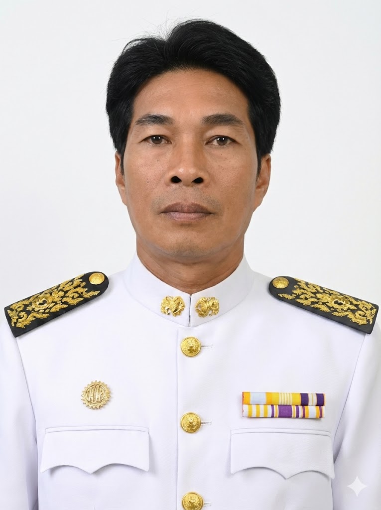 นายธวัชชัย  รูปสูง